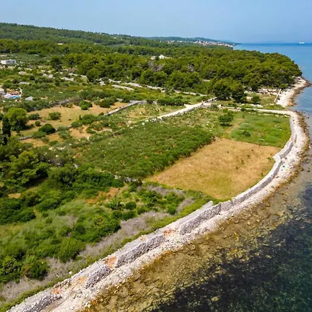 Casa vacanze Seaside Family Friendly House With A Swimming Pool Mirca, Brac - 23797 San Pietro di Brazza