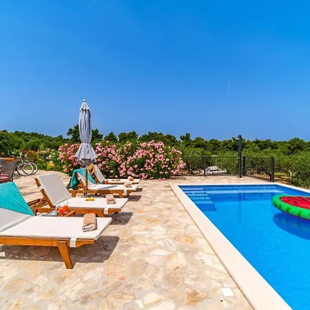Seaside Family Friendly House With A Swimming Pool Mirca, Brac - 23797 *